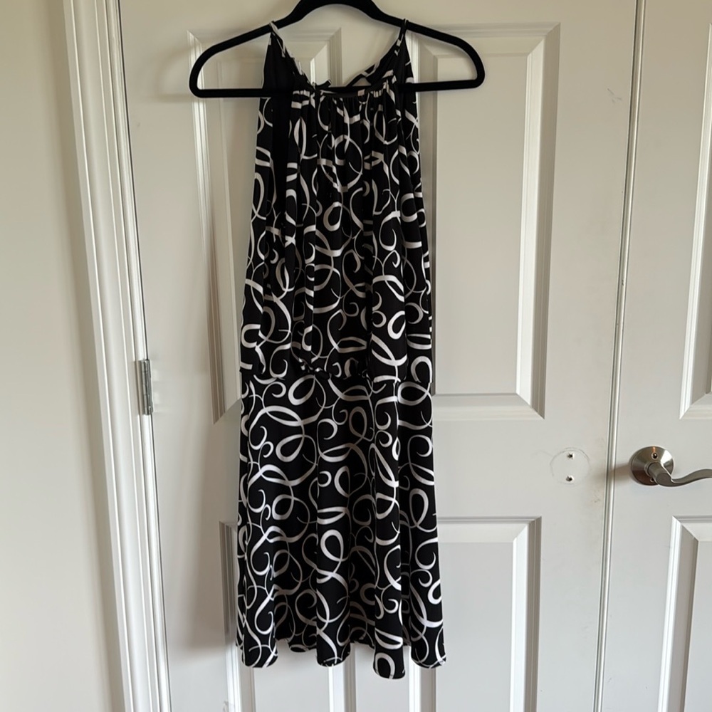 Dress Barn Sleeveless Black Cream Curlicue Scribble Pattern Dress Size 10 - Picture 2 of 8